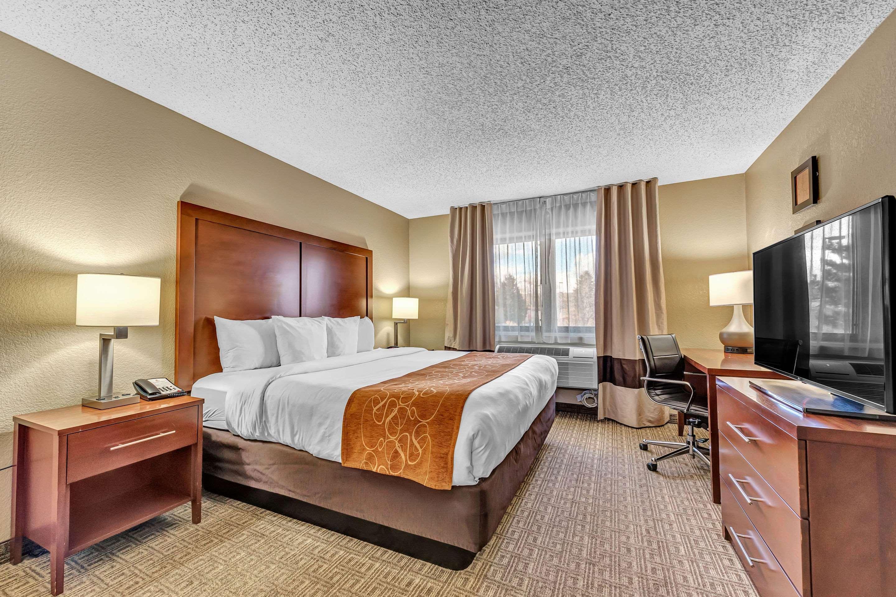 Comfort - Denver 2* Lakewood